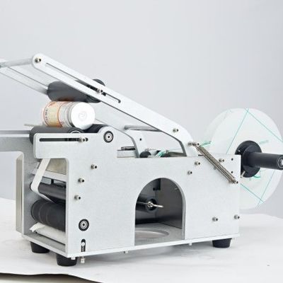 Buy 32KGS Semi Auto Round Bottle Labeling Machine High Accuracy Labeler Machine For Bottles online manufacture